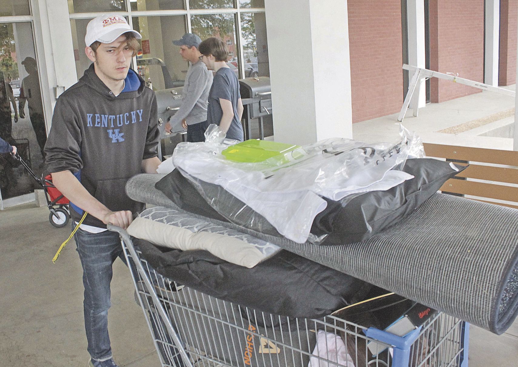 MSU moving out shopping cart